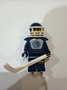 Lego mini figure Hockey Player Series 4 set- 8804 2011 Minifigure Complete! - Picture 1 of 3