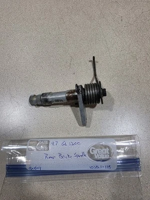 Honda Goldwing GL1200 1987 eje de pivote de freno trasero #1025,1-118 Foto 1 de 4