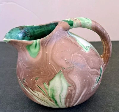 Mini jarra vintage pintada a mano de cerámica del desierto navajo nativo americano Nemadji Foto 1 de 4