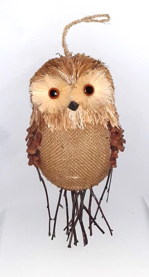 Vintage Woodland Bristle Twig Coruja com Cabide de Cordão de Juta LIMPEZA - Imagem 1 de 3