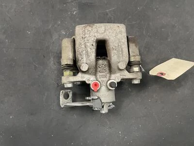 Rear Left Brake Caliper 2019 KIA Soul 58310-B2A00 2014 2015 2016 2017 2018 - Imagem 1 de 4