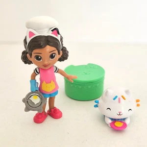 Gabby's Dollhouse Lunch and Munch Kitchen Gabby Girl Doll and Cakey Cat Figura - Imagen 1 de 11