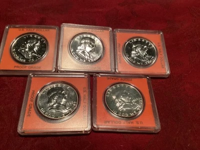 Lot of (5)  50c Proof Franklin Silver Half Dollars 4x 1962, 1x 1960 - Image 1 of 4
