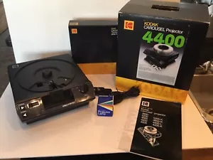 VTG Kodak Carousel 4400 Slide Projector Lens/Tray/Remote/Box/2 Bulbs EX WORKING! - Picture 1 of 14