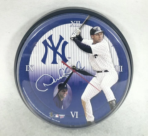 Derek Jeter New York Yankees Wall Clock WinCraft 2004 MLB Plastic GUC Rare HTF Cover