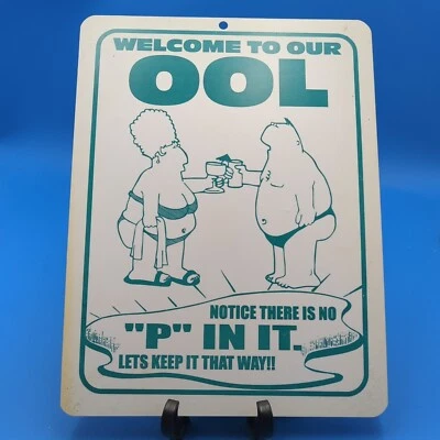 BIENVENIDO A NUESTRO OOL Letrero en relieve Piscina Patio Cubierta Hombre Cueva Decoración de pared Natación Foto 1 de 4