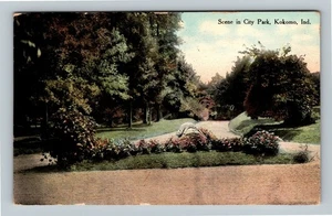 Postal de colección Kokomo IN, vista panorámica de City Park Walkway, Indiana c1910 - Imagen 1 de 2