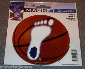 NCAA 4 INCH AUTO MAGNET-UNC NORTH CAROLINA TAR HEEL ON BASKETBALL - Picture 1 of 1