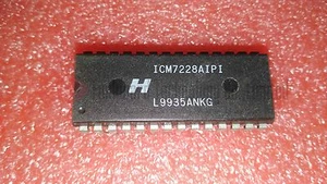 Intersil ICM7228AIPI 8 Digit LED Display Driver PDIP28 X 1PC - Picture 1 of 3