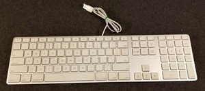 Apple Wired Keyboard for Mac Mini iMac Macbook Pro w/Numeric Keypad White A1243 - Picture 1 of 3