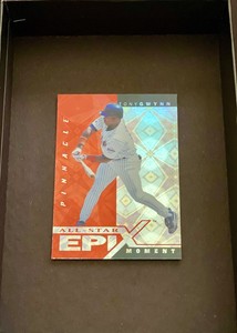 Tony Gwynn 1998 Pinnacle Plus (#E9) Allstar Epix Moment “Orange” - HOF - Padres