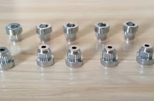 20 x Chrome Silver Plastic Wheel Rivets Nuts Rim Lip Replacement Alloys Studs J3 - Picture 1 of 3