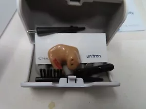 Apparecchio acustico Unitron Stride 800 nell'orecchio ITE custodia ritirata spazzole vintage - Foto 1 di 5