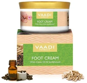 Crema para pies Vaadi Herbals con aceite de clavo y sandalia, 150G - ENVÍO Y DEVOLUCIÓN GRATUITOS - Imagen 1 de 5