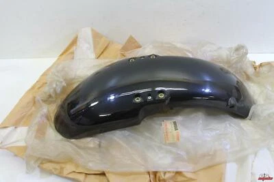 Guardabarros delantero negro metálico P/N 3GM-W2151-00-P0 NUEVO DE STOCK genuino Yamaha 1990 FZR1000 Foto 1 de 4