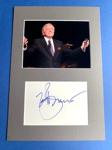 TONY BENNETT In-person signed Passepartout 20x30 Autogramm - Picture 1 of 2