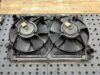 Radiador y ventilador Porsche 944 S2 83-90 OEM 951.106.031.03 Turbo Foto 1 de 4