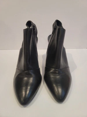 Женские черные кожаные клинья BCBG размер 7,5 - Изображение 1 из 4