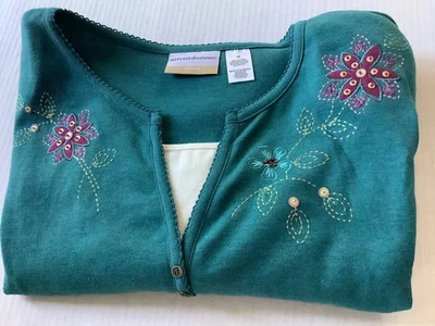 Nueva Camisa Pullover Con Etiqueta Alfred Dunner “Fin de Semana de Otoño” Bordada Verde 1X  Foto 1 de 4