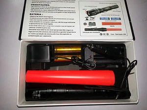 TASCHENLAMPE 100000 LUMEN TAKTISCH/MILITÄR LED CREET6 DIGITAL WIEDERAUFLADBAR ZOOM BL-8668 - Bild 1 von 1