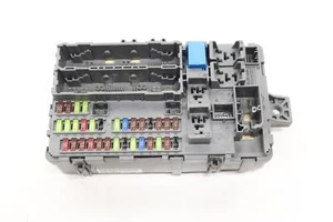 Módulo de control de caja de fusibles relé izquierdo Acura MDX 2019-2020 3,5 L OEM 190718TYRA000 - Imagen 1 de 11