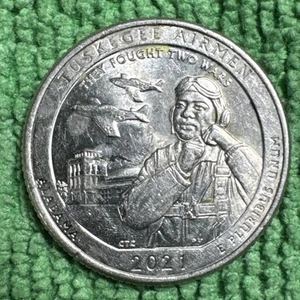 2021 P Tuskegee Airmen "BURNING BUILDING" Error Quarter - Picture 1 of 3