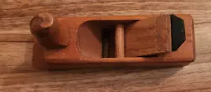 vintage wood plane, plane ,slicer vintage miniature carpenter tool, wooden tool - Picture 1 of 10