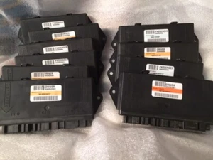 97-04 Corvette C5 drivers Door Control Module Window Relay  Gm - Picture 1 of 1