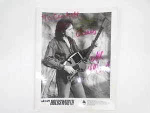 ALLAN HOLDSWORTH w GUITAR JAZZ ROCK SIGNED AUTO AUTOGRAPH 8x10 PHOTO FREE S&H JN - Picture 1 of 5
