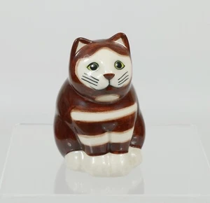 Lovely Quail Pottery Seated Cat Figurine ~ Mousse - Picture 1 of 3
