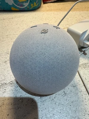 Amazon Echo Dot (4th Gen.) Smart Speaker - Glacier White with Clock - Image 1 of 3