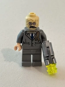 Lego DC Scarecrow Batman Tumbler Minifigure - Picture 1 of 3