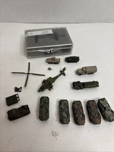 GHQ Micro armor AC-37 AH-64 Apache / 6mm US Helicopter Lot Dragon Wagon Lav - Picture 1 of 4