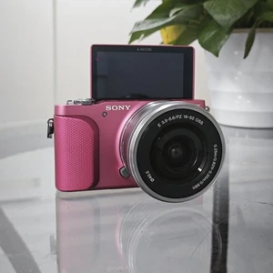 SONY Alpha NEX-3N 16.1MP Mirrorless Digital Camera w/ 16-50mm Lens White - Picture 1 of 11