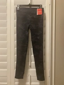 Spanx Look At Me Now Leggings Donna Taglia XS Nero Mimetico Spedizione Gratuita - Foto 1 di 5