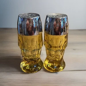 Amber Honeycomb Salt Pepper Shaker Set 1 Vintage Viking Georgian Glass - Picture 1 of 7