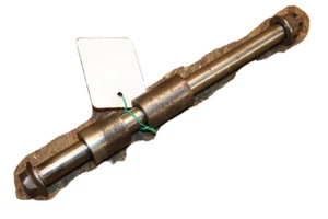 Honda CM400T NC01 year: 1980-1984 rear wheel thru axle, thru axle, wheel axle - Picture 1 of 1