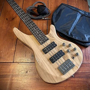 Natural 5-String Electric Bass Guitar with H-H Pickups, 24-Fret Laurel Fretboard - Picture 1 of 21