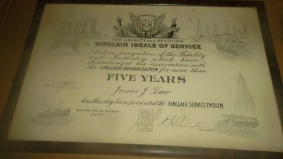 SINCLAIR GAS CO. AWARD 1941 5 YEARS JAMES J. LAW - Image 1 of 3