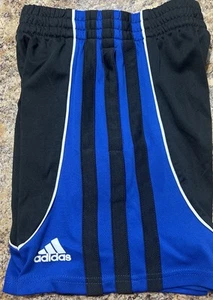 Boy’s Adidas Shorts Size 8 - Picture 1 of 3