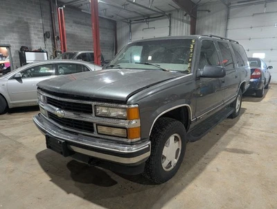 Driver Headlight I-beam Front Axle Only Fits 90-02 CHEVROLET 3500 PICKUP 1431488 Foto 1 de 4