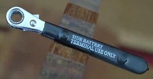 Terminal de batería lateral sin marca solo uso llave 5/16" accionamiento hexagonal - Imagen 1 de 5