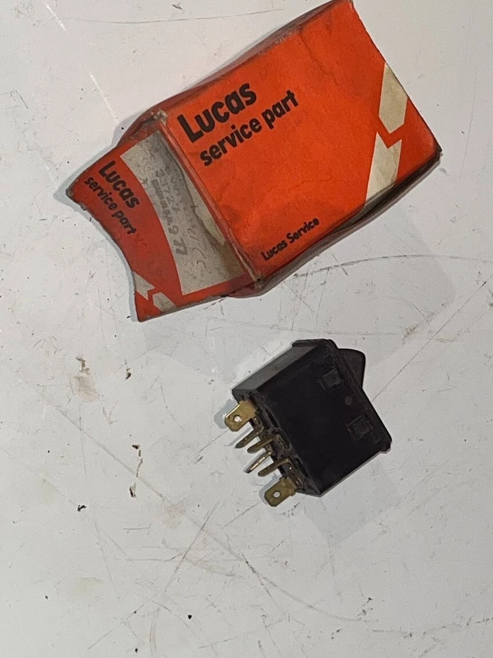 Interruptor elevador de ventana NOS Lucas 33727 para Jaguar XJ6 XJ12 Serie 2 XJS Foto 1 de 1