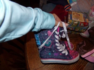 *TODDLER 女孩玩具 R 美国运动鞋 10 1208 码 — 第 1/3 张图片