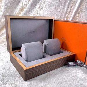 Estuche de madera de almacenamiento de relojes Hermes con incrustación gris para 2 relojes con estuche - Imagen 1 de 20