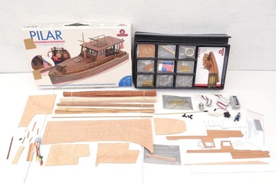 Krick 1:27 23841 Pilar E. Hemmingway Motoryacht Baukasten mit 2 Motoren - OVP - Image 1 of 4