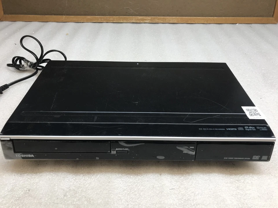 Toshiba DR430KU DVD Video Recorder & Player HDMI 1080p No Remote Tested - Image 1 of 4