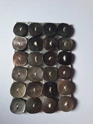 Perlmuttknöpfe viereckig Set 24 Stück grau  schimmer, 2loch, ca. 17,8 mm - Bild 1 von 4