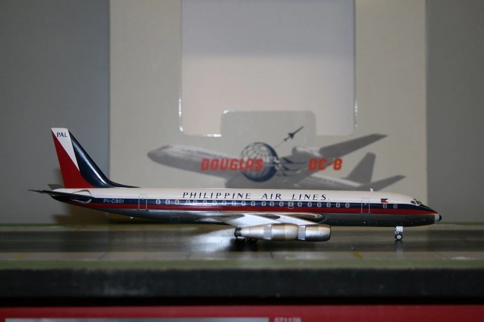 Aeroclassics 1:200 Philippine Airlines Douglas DC-8-53 PI-C801 (AC211166) - Image 1 of 4