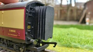 12 x 00 Gauge Bachmann Hornby MK1 Corridor Connector Gangway Bellows 4mm BR - Picture 1 of 5